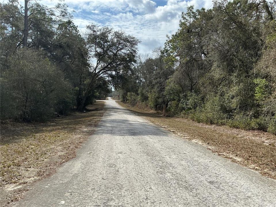 На продажу: $35,000 (1.10 acres)