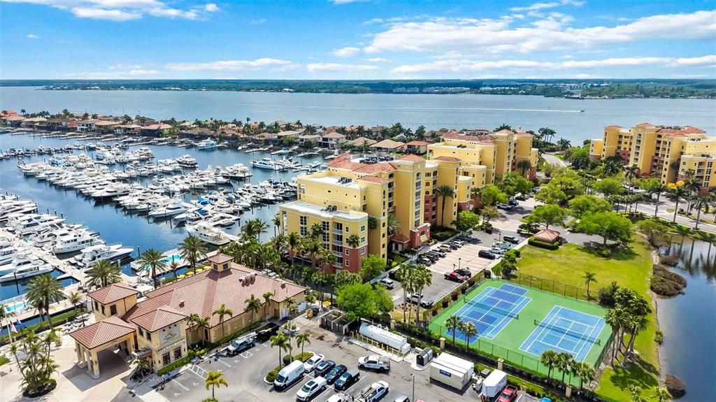 En Venta: $1,100,000 (3 camas, 3 baños, 3663 Pies cuadrados)