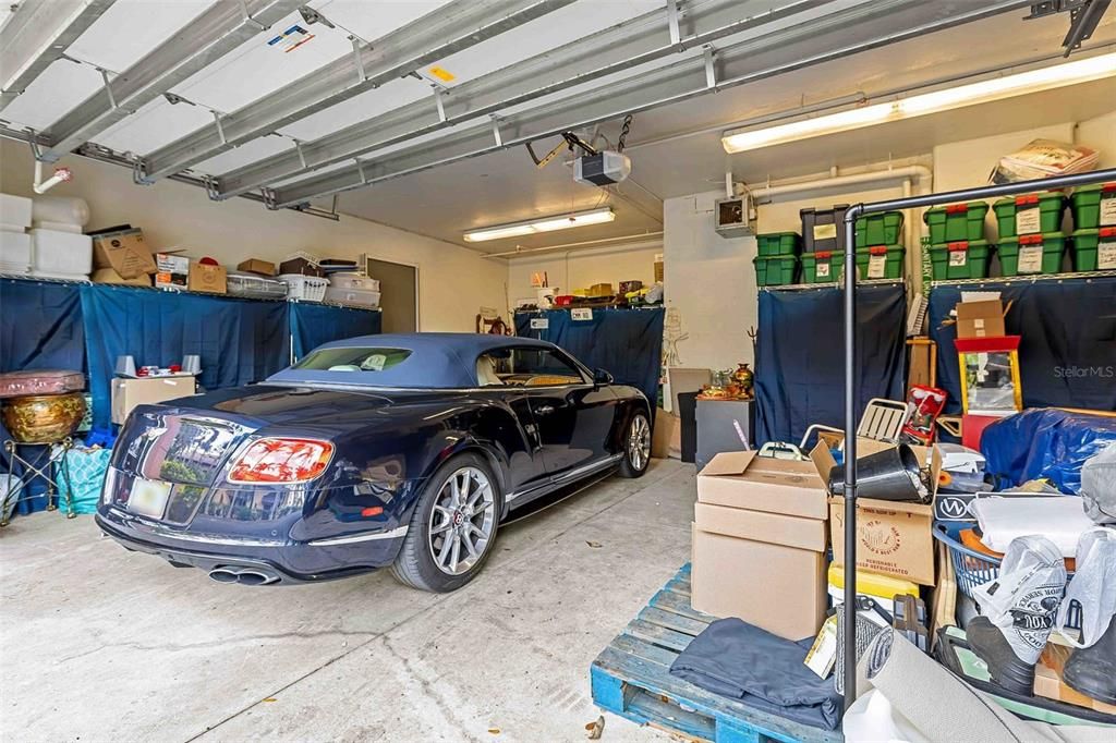 En Venta: $1,100,000 (3 camas, 3 baños, 3663 Pies cuadrados)
