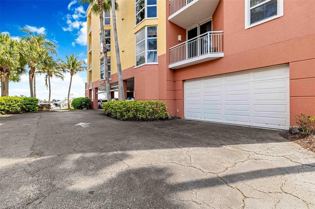 En Venta: $1,100,000 (3 camas, 3 baños, 3663 Pies cuadrados)