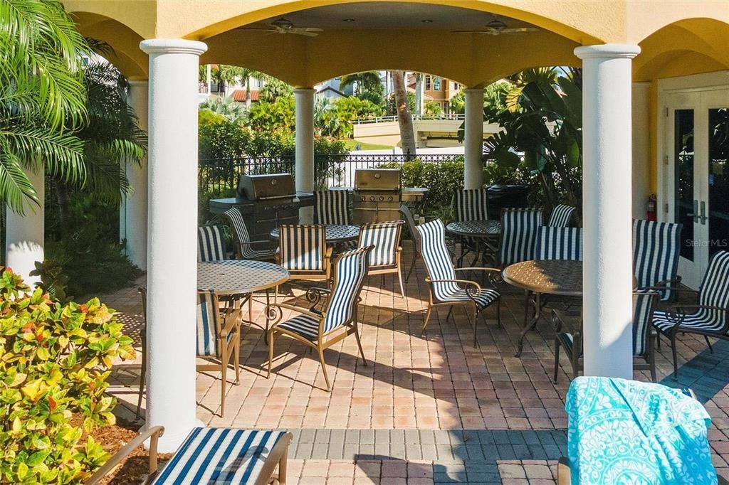 En Venta: $1,100,000 (3 camas, 3 baños, 3663 Pies cuadrados)