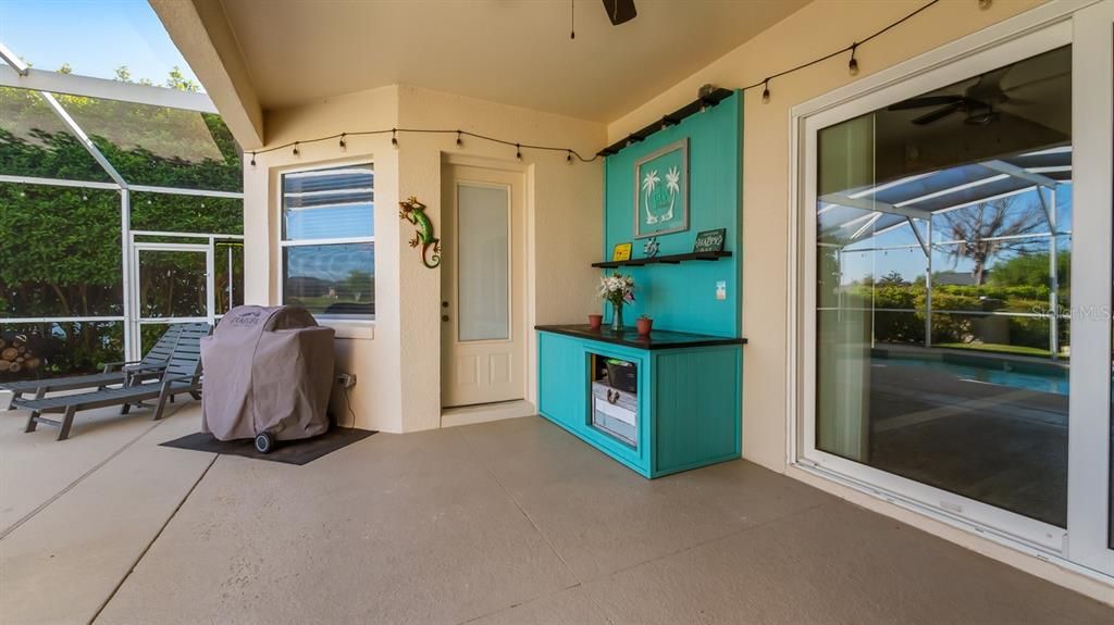 For Sale: $685,000 (5 beds, 4 baths, 3703 Square Feet)