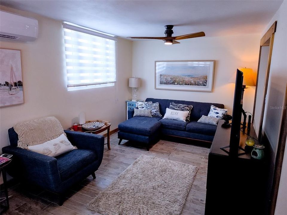 For Sale: $395,000 (3 beds, 2 baths, 1750 Square Feet)