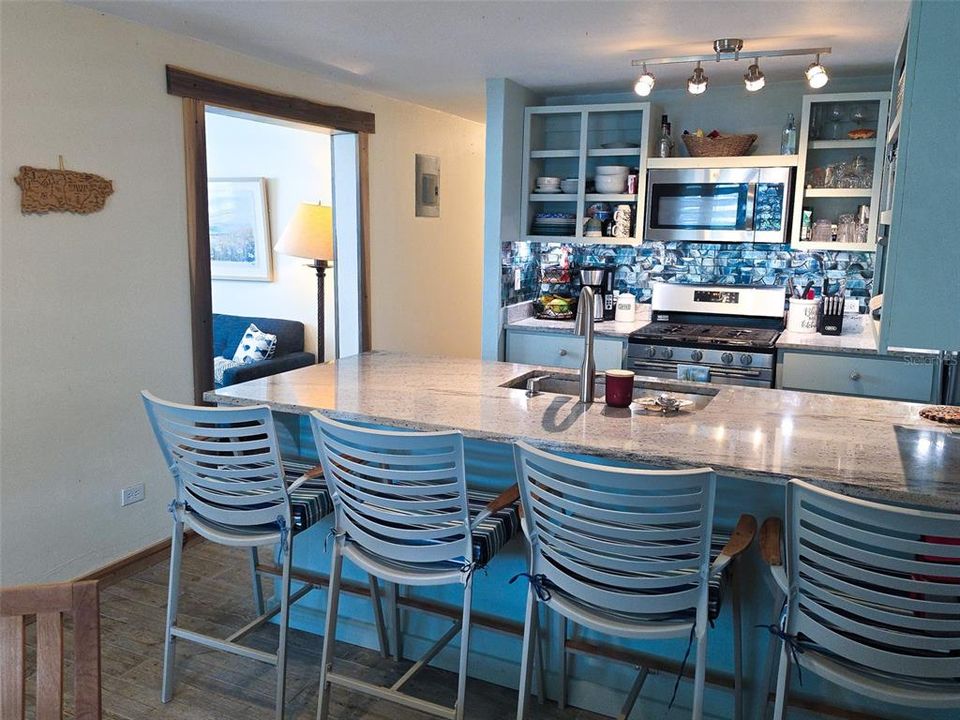 For Sale: $395,000 (3 beds, 2 baths, 1750 Square Feet)