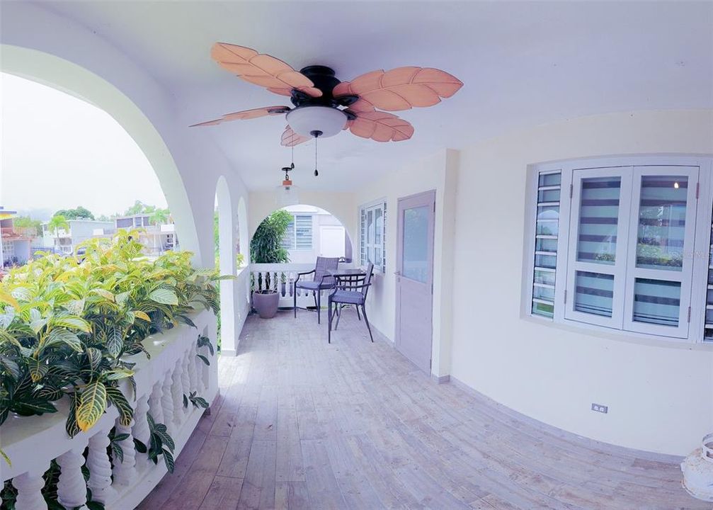For Sale: $395,000 (3 beds, 2 baths, 1750 Square Feet)