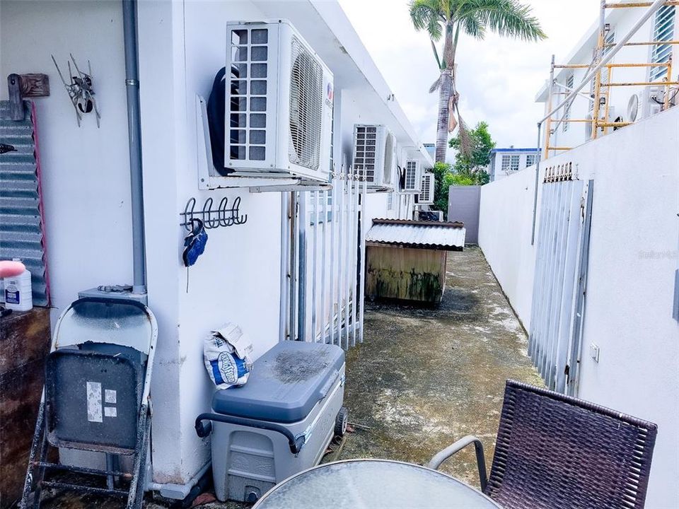 For Sale: $395,000 (3 beds, 2 baths, 1750 Square Feet)