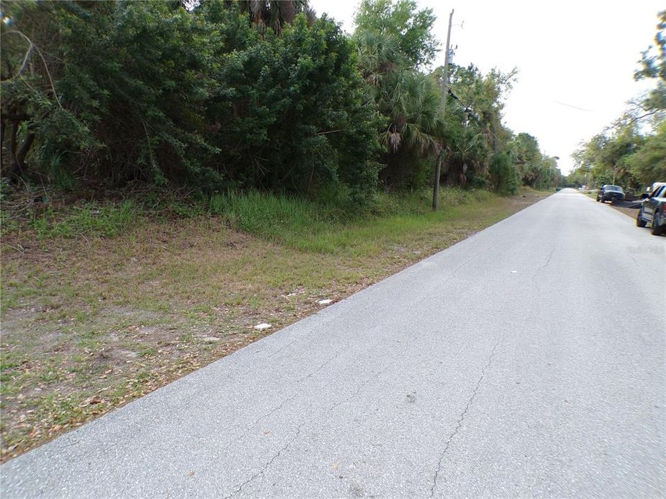 En Venta: $23,990 (0.23 acres)