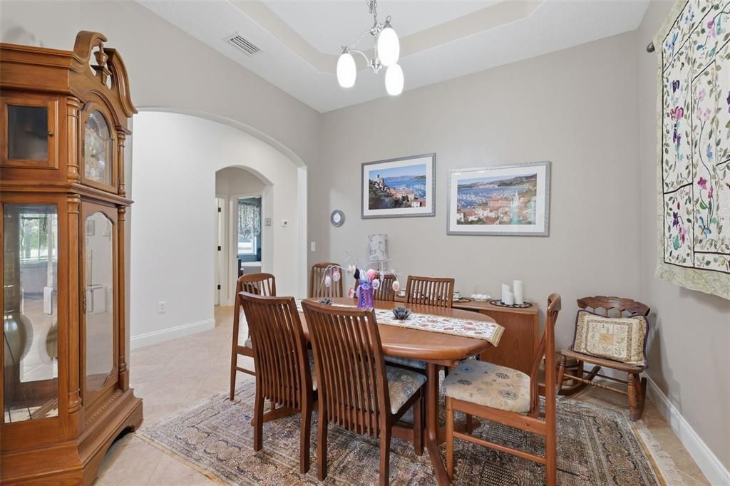 待售: $399,999 (2 贝兹, 2 浴室, 1769 平方英尺)