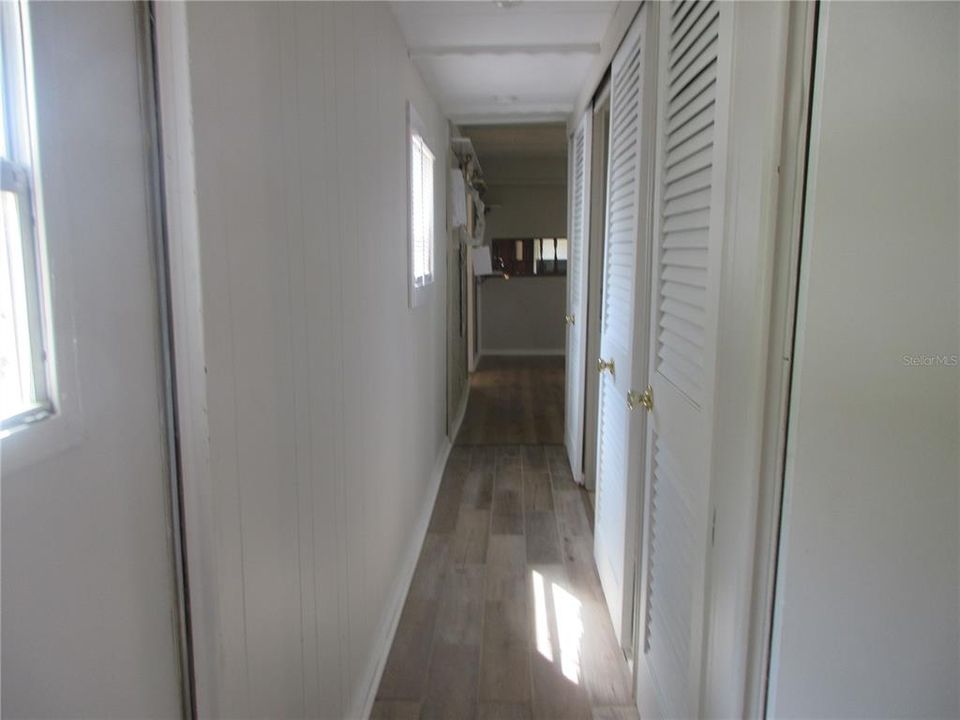 待售: $109,000 (2 贝兹, 1 浴室, 843 平方英尺)