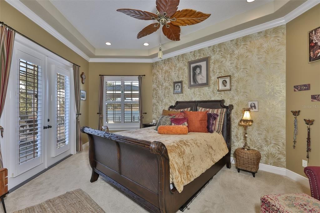 For Sale: $2,100,000 (5 beds, 5 baths, 3699 Square Feet)
