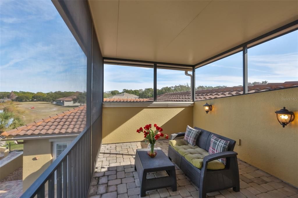 For Sale: $2,100,000 (5 beds, 5 baths, 3699 Square Feet)