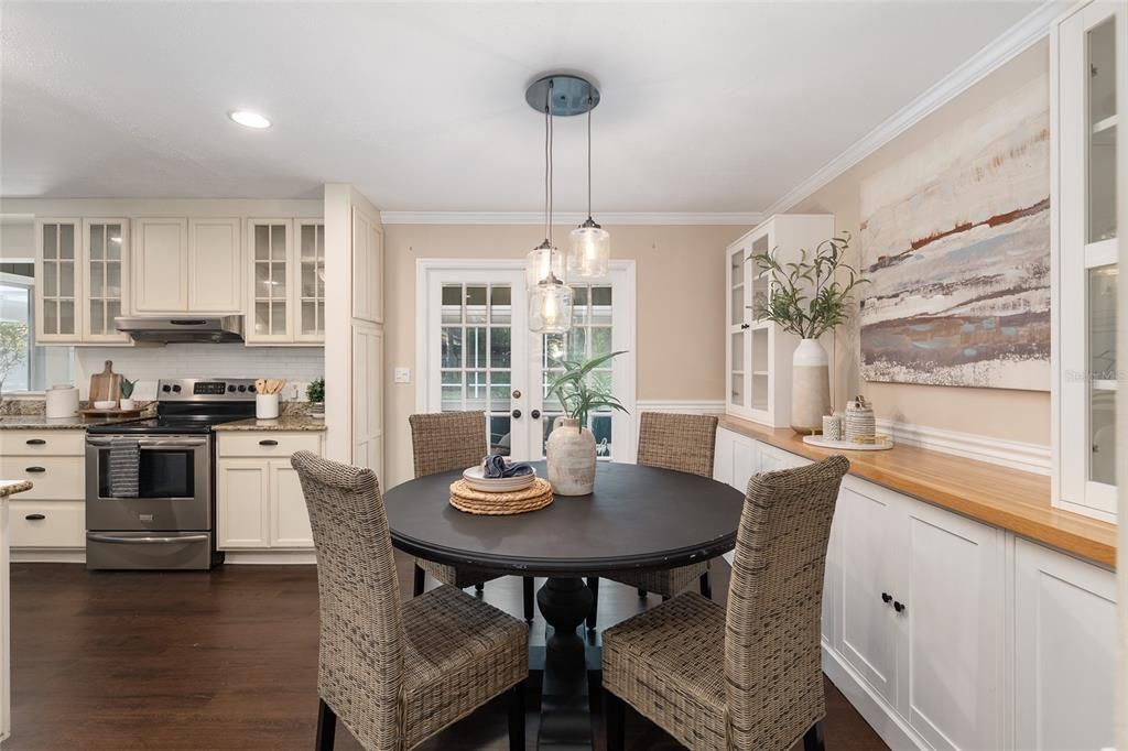For Sale: $445,007 (3 beds, 2 baths, 2124 Square Feet)