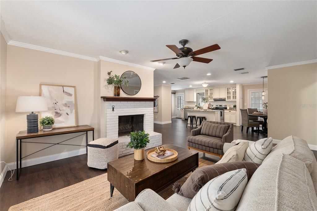 For Sale: $445,007 (3 beds, 2 baths, 2124 Square Feet)