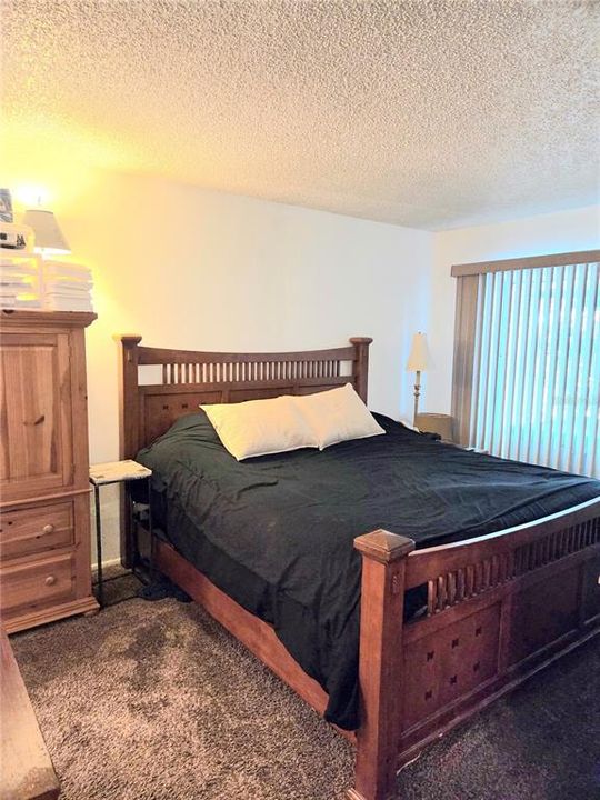 En Venta: $275,000 (2 camas, 2 baños, 976 Pies cuadrados)