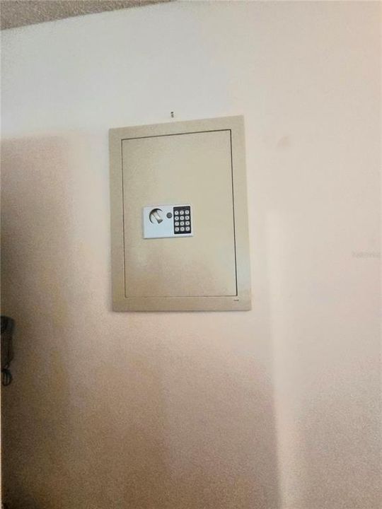 En Venta: $275,000 (2 camas, 2 baños, 976 Pies cuadrados)