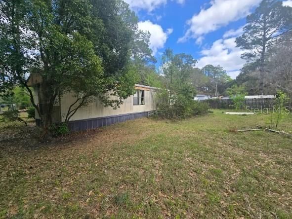 For Sale: $54,990 (2 beds, 2 baths, 784 Square Feet)