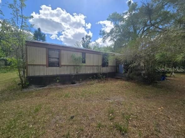 For Sale: $54,990 (2 beds, 2 baths, 784 Square Feet)