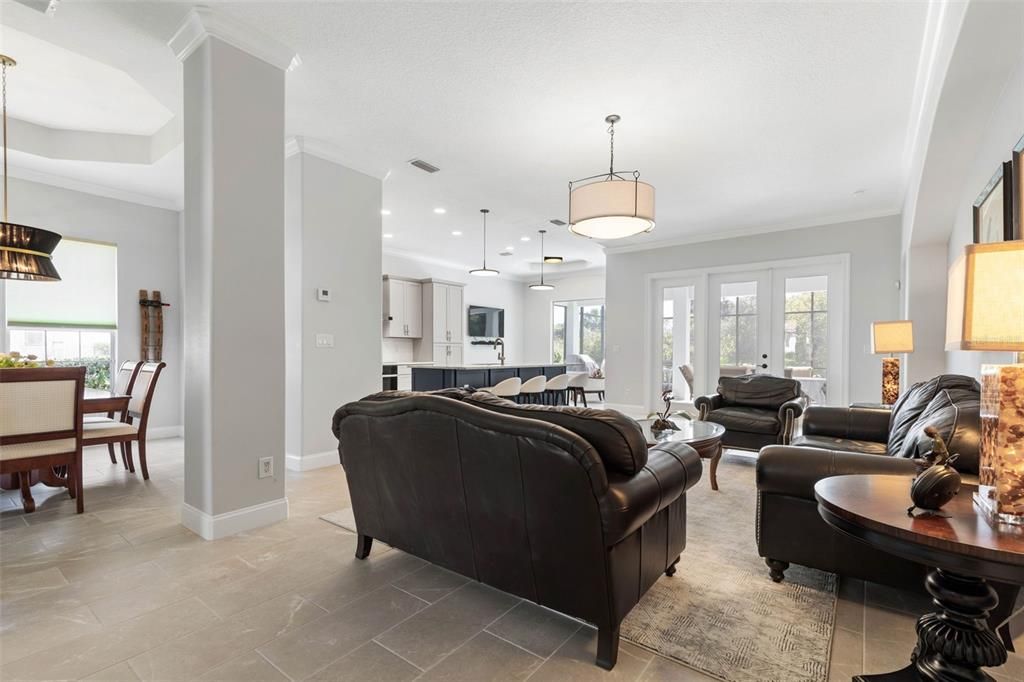 For Sale: $989,900 (5 beds, 3 baths, 2854 Square Feet)