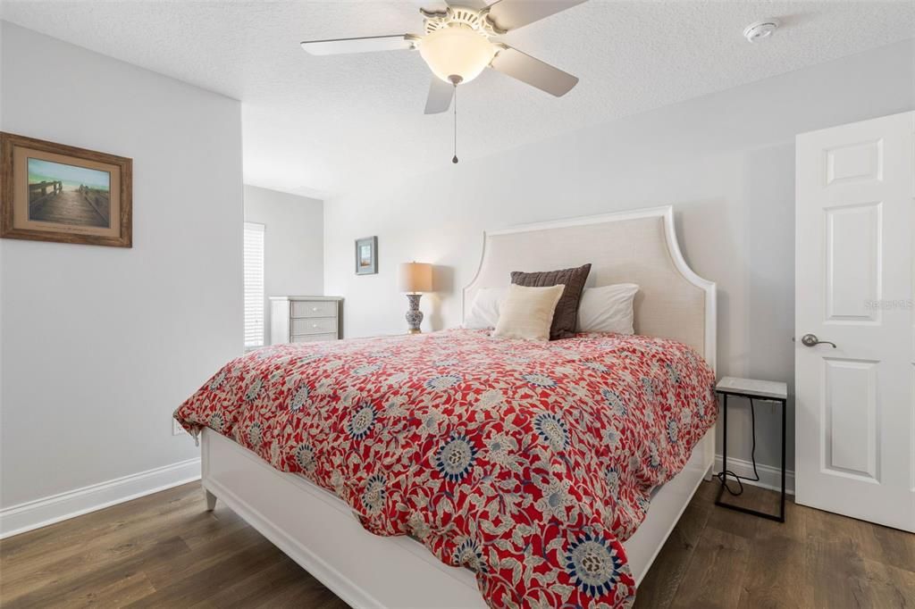 For Sale: $989,900 (5 beds, 3 baths, 2854 Square Feet)