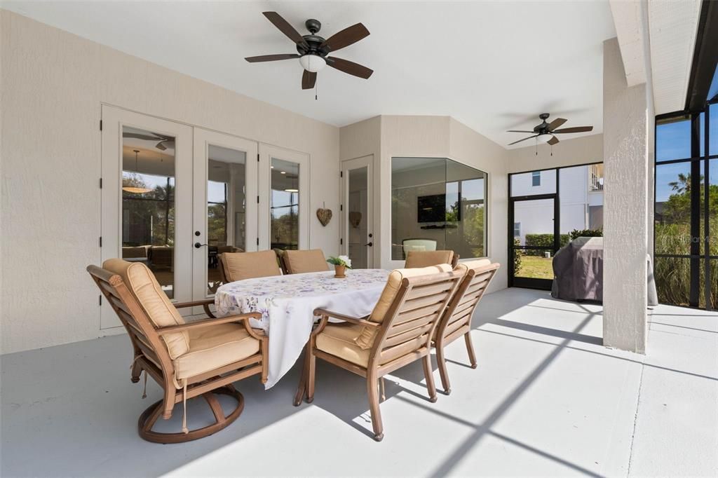 For Sale: $989,900 (5 beds, 3 baths, 2854 Square Feet)