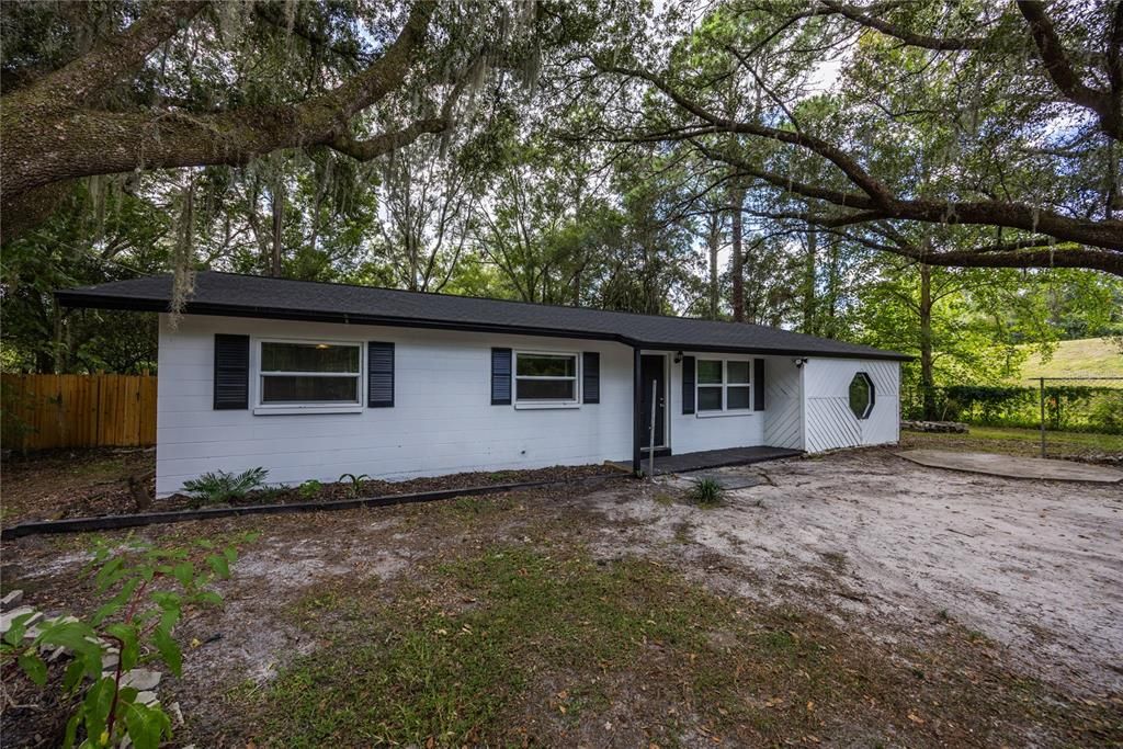 For Sale: $211,000 (4 beds, 1 baths, 1654 Square Feet)
