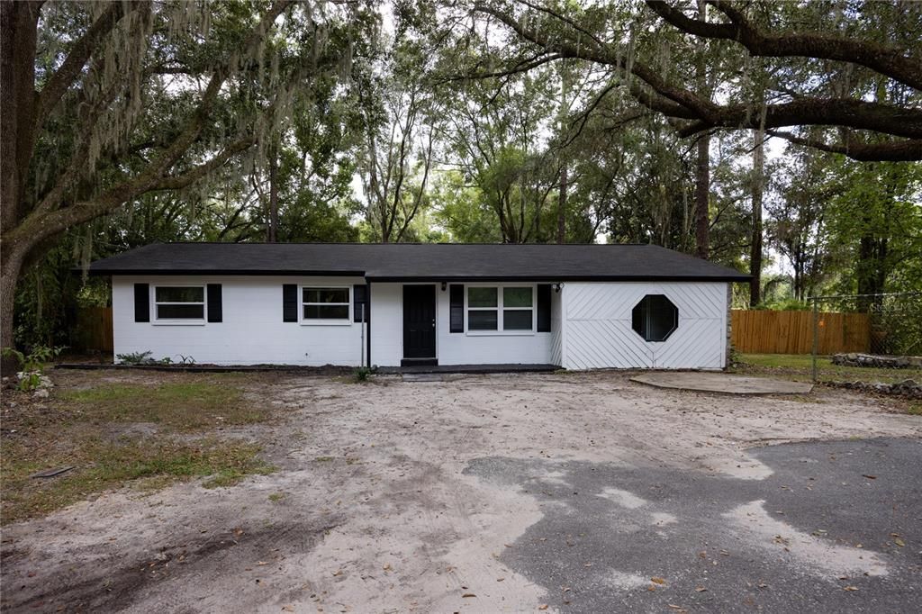 For Sale: $211,000 (4 beds, 1 baths, 1654 Square Feet)