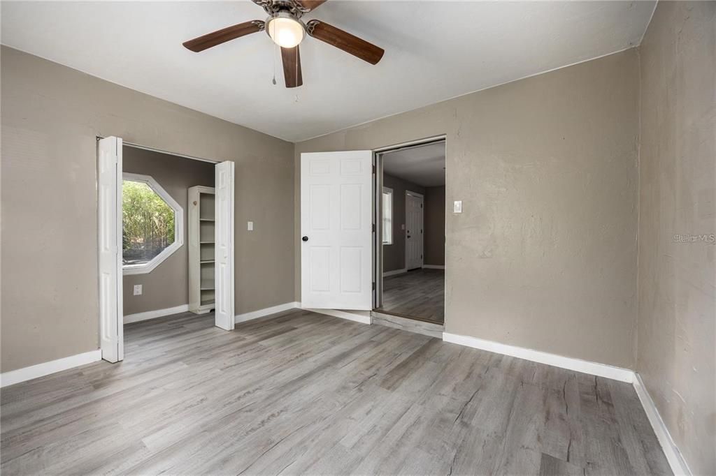 For Sale: $211,000 (4 beds, 1 baths, 1654 Square Feet)