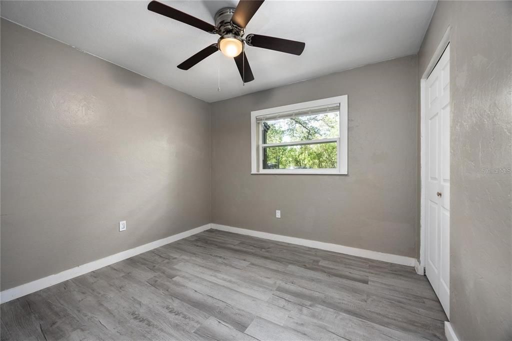 For Sale: $211,000 (4 beds, 1 baths, 1654 Square Feet)