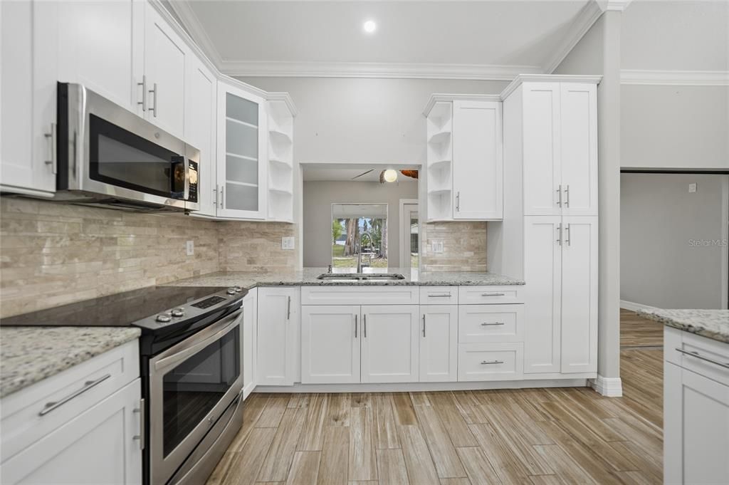 Active With Contract: $299,900 (3 beds, 2 baths, 2060 Square Feet)