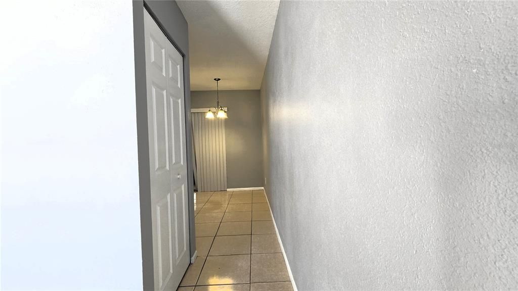 For Sale: $215,000 (2 beds, 1 baths, 750 Square Feet)