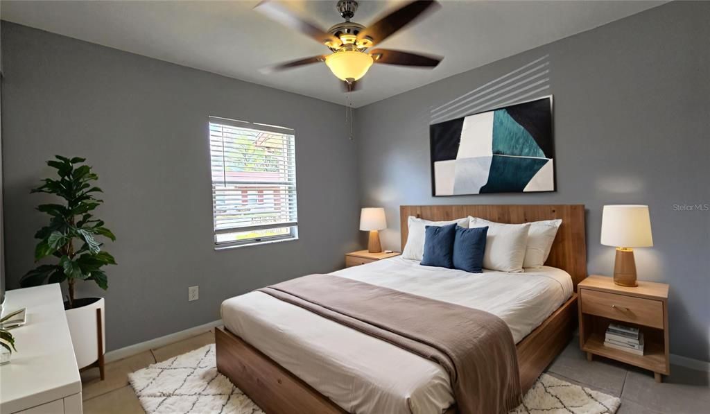 For Sale: $215,000 (2 beds, 1 baths, 750 Square Feet)