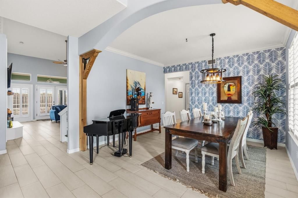 For Sale: $1,490,000 (5 beds, 2 baths, 3284 Square Feet)