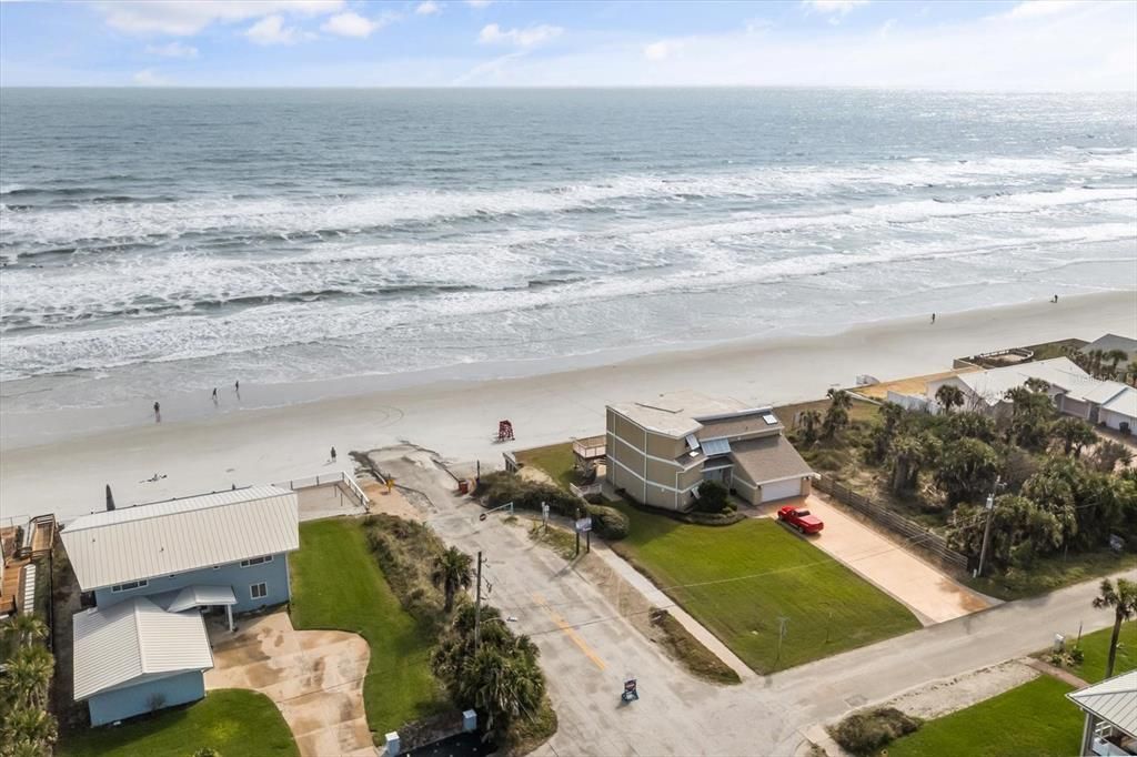 For Sale: $1,490,000 (5 beds, 2 baths, 3284 Square Feet)