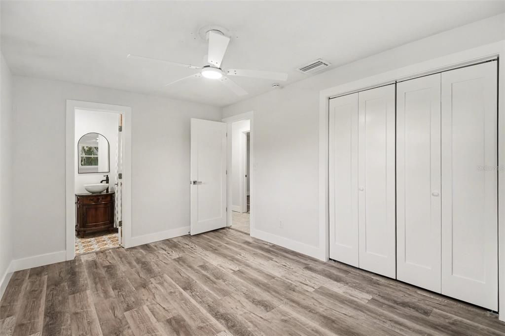 For Sale: $334,950 (3 beds, 2 baths, 1443 Square Feet)