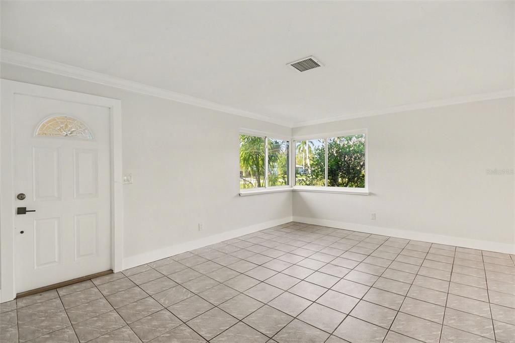 For Sale: $334,950 (3 beds, 2 baths, 1443 Square Feet)