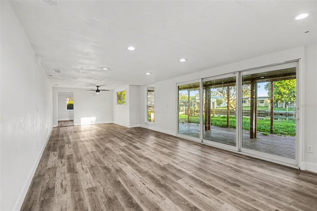 For Sale: $334,950 (3 beds, 2 baths, 1443 Square Feet)