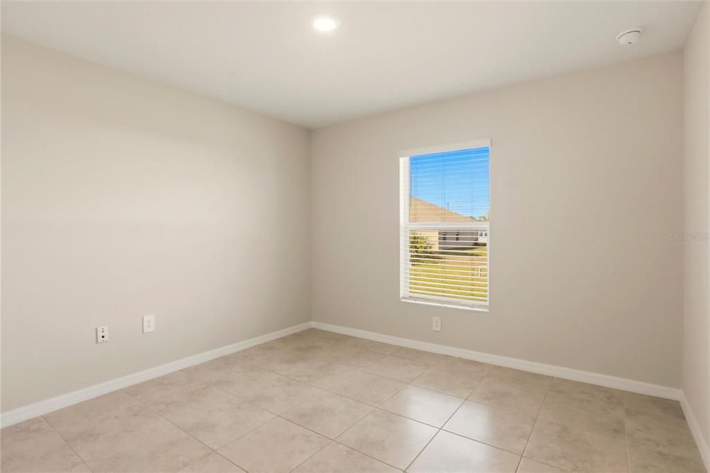 En Venta: $339,900 (4 camas, 2 baños, 1719 Pies cuadrados)
