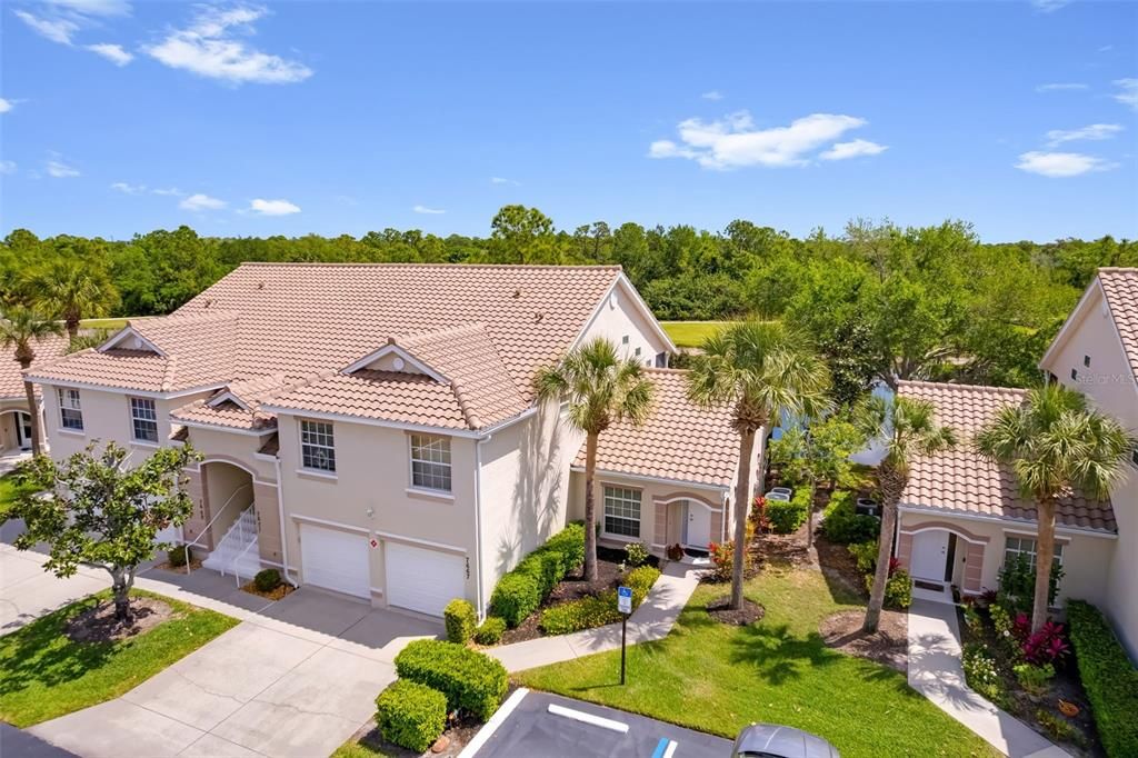 Active With Contract: $275,000 (2 beds, 2 baths, 1353 Square Feet)