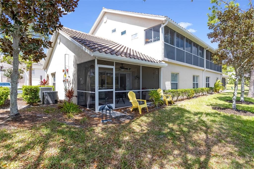Active With Contract: $275,000 (2 beds, 2 baths, 1353 Square Feet)
