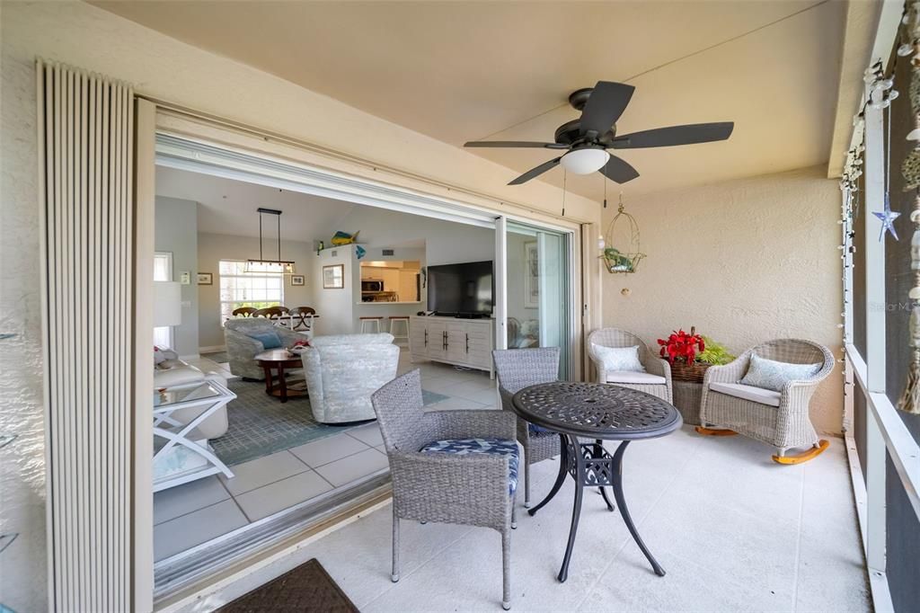 Active With Contract: $275,000 (2 beds, 2 baths, 1353 Square Feet)