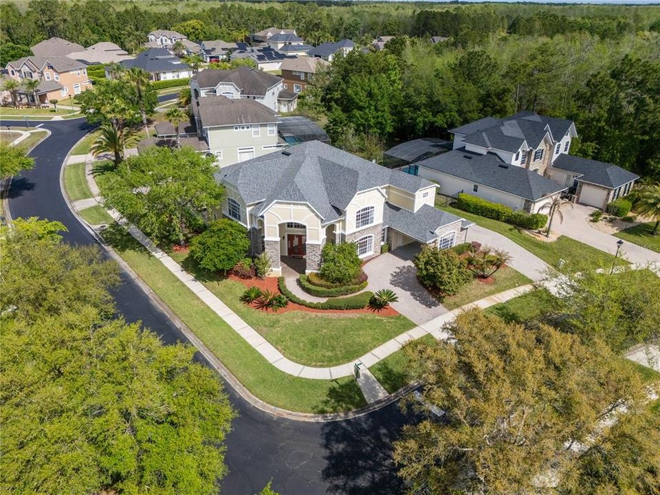 Active With Contract: $899,000 (4 beds, 5 baths, 5326 Square Feet)