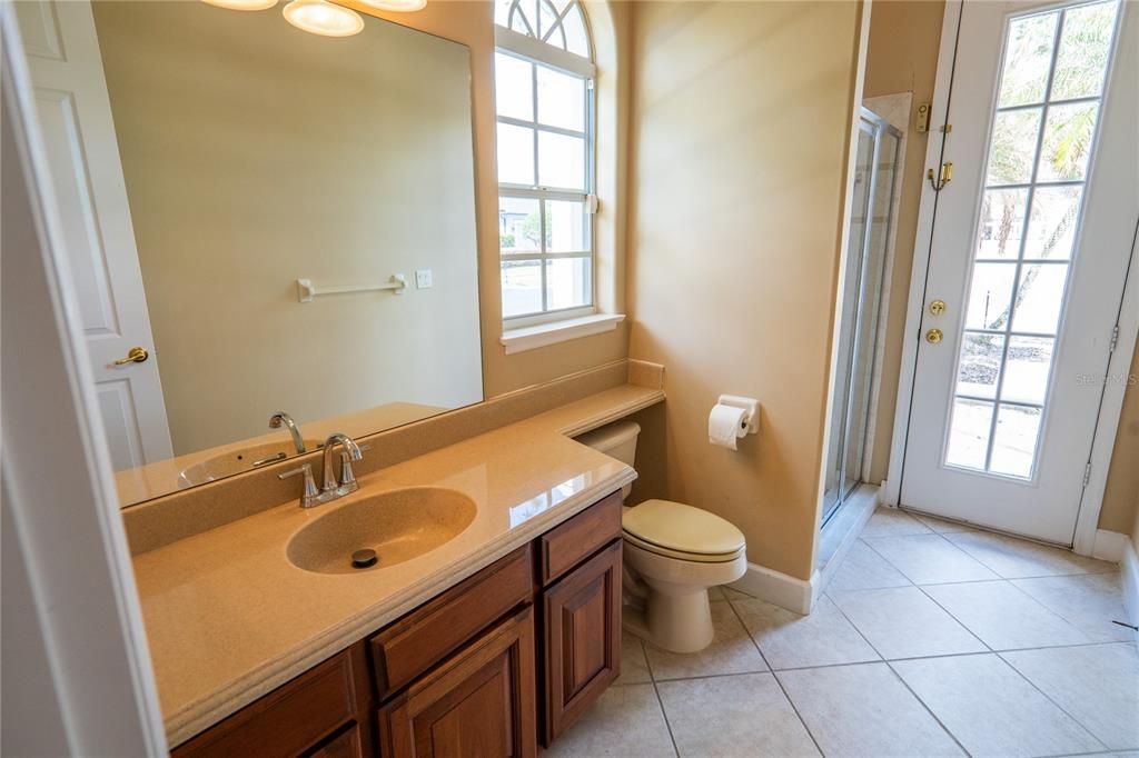Active With Contract: $899,000 (4 beds, 5 baths, 5326 Square Feet)