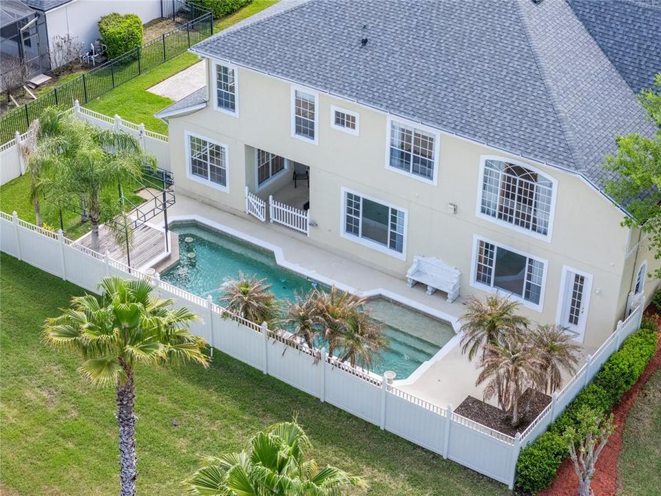 Active With Contract: $899,000 (4 beds, 5 baths, 5326 Square Feet)