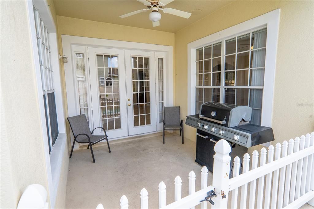 Active With Contract: $899,000 (4 beds, 5 baths, 5326 Square Feet)