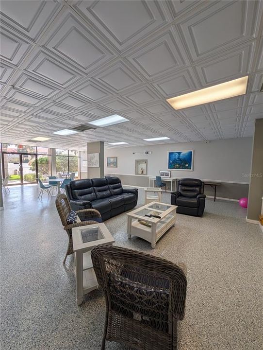 For Rent: $1,800 (0 beds, 0 baths, 439 Square Feet)