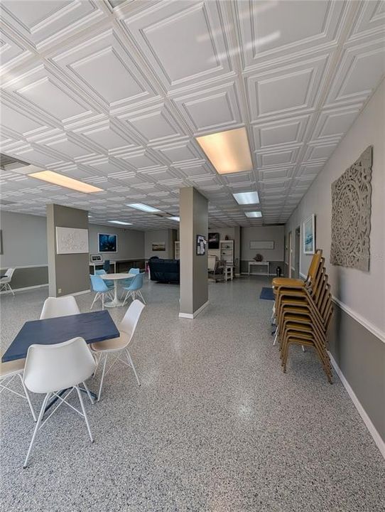For Rent: $1,800 (0 beds, 0 baths, 439 Square Feet)