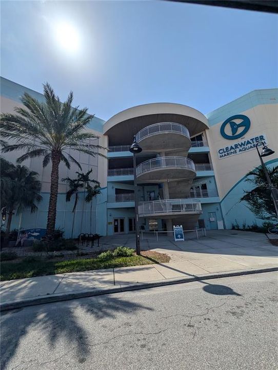 For Rent: $1,800 (0 beds, 0 baths, 439 Square Feet)