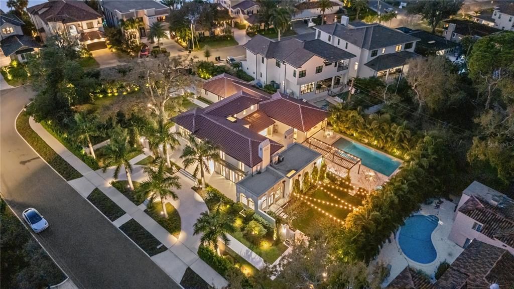 For Sale: $12,500,000 (5 beds, 5 baths, 6065 Square Feet)