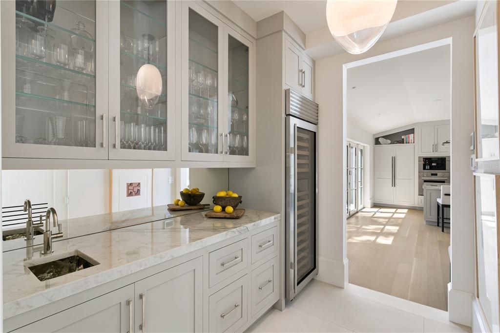 For Sale: $12,500,000 (5 beds, 5 baths, 6065 Square Feet)