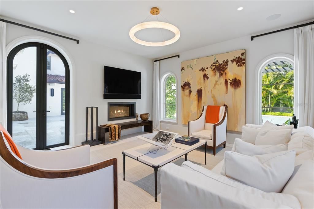 For Sale: $12,500,000 (5 beds, 5 baths, 6065 Square Feet)